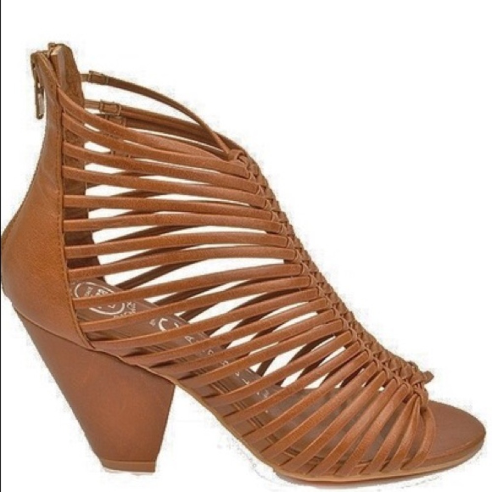 • Jeffrey Campbell • Cast Mid Sandal
